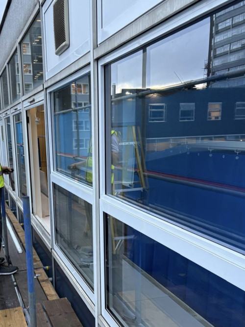 7f1ec590 d190 4402 9cc8 7ca0adf08178